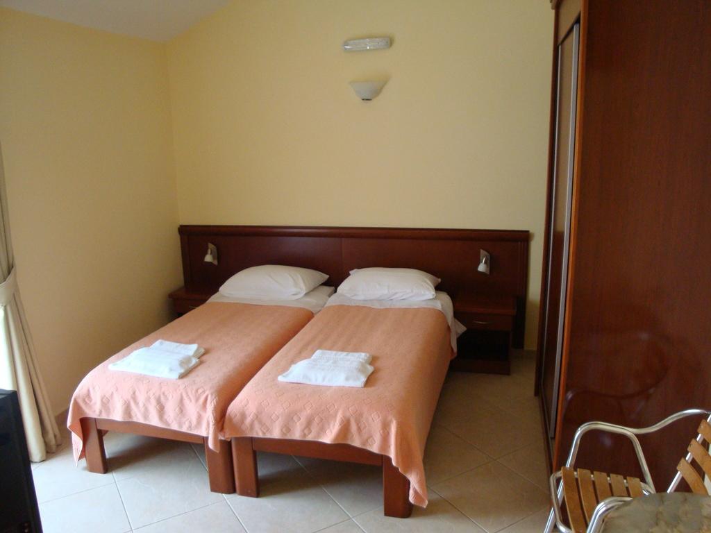 Pima Apartmani Budva Zimmer foto